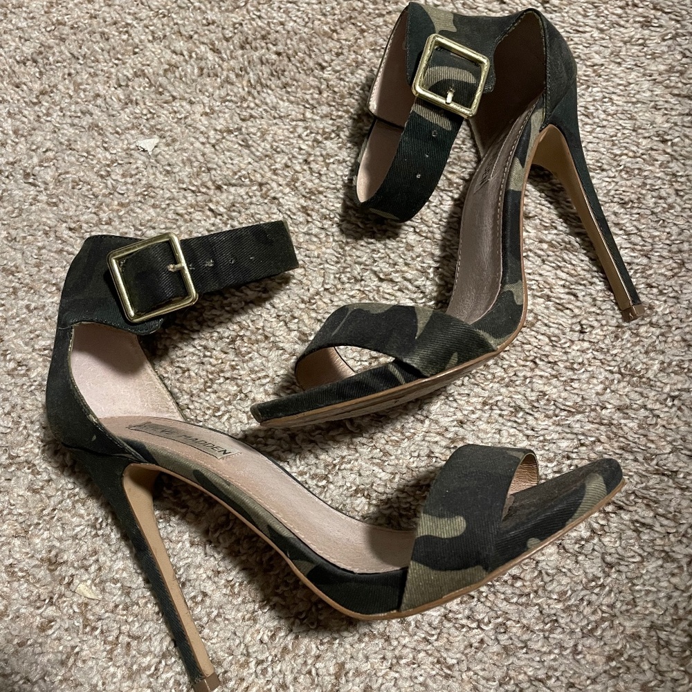 SM camo sandal heels